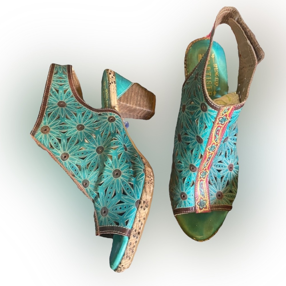 L’Artiste Turqoise Open Toe Sandals